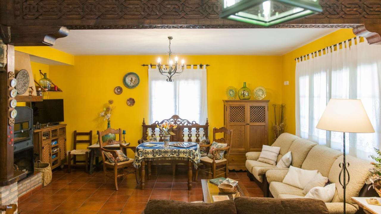 Los Laureles Casa Rural Urda Екстер'єр фото