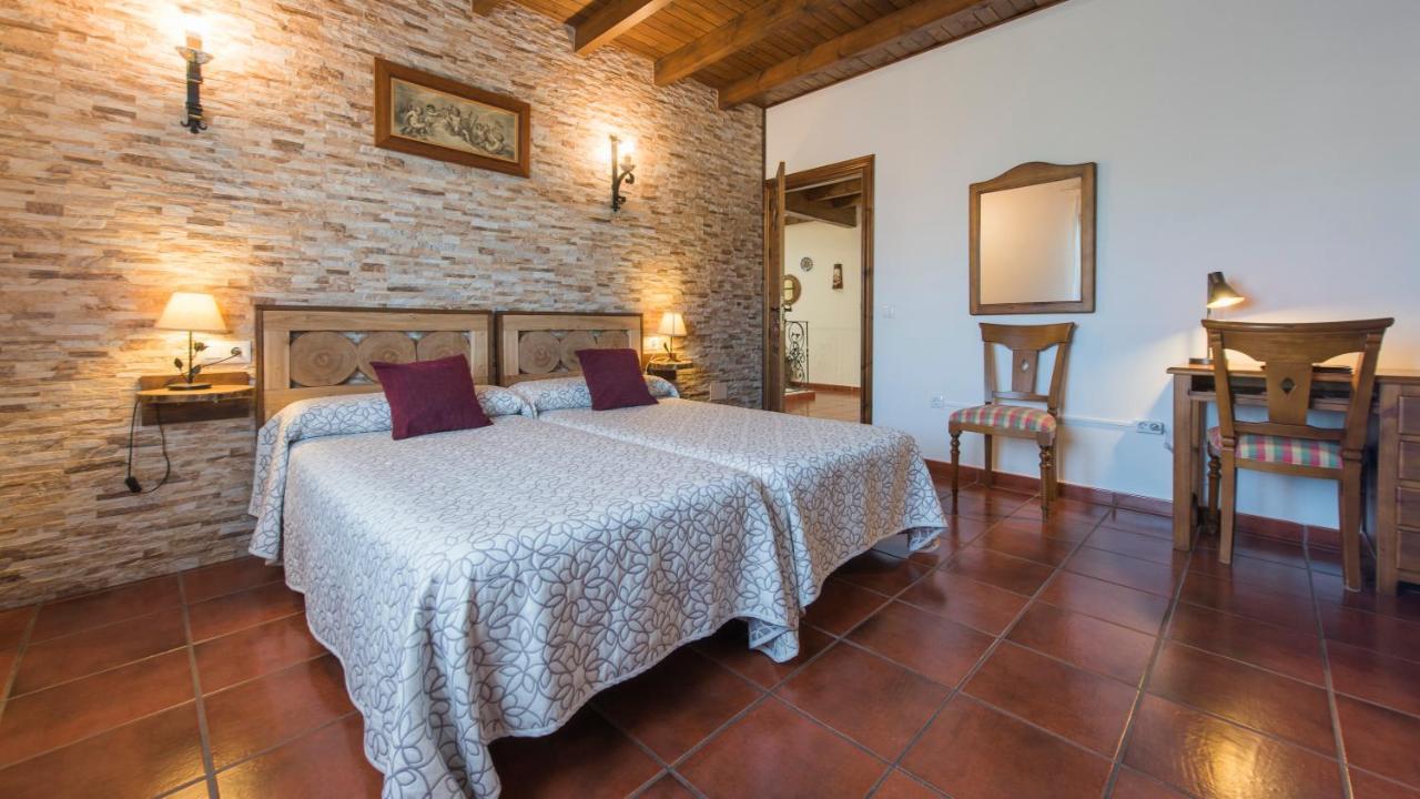 Los Laureles Casa Rural Urda Екстер'єр фото